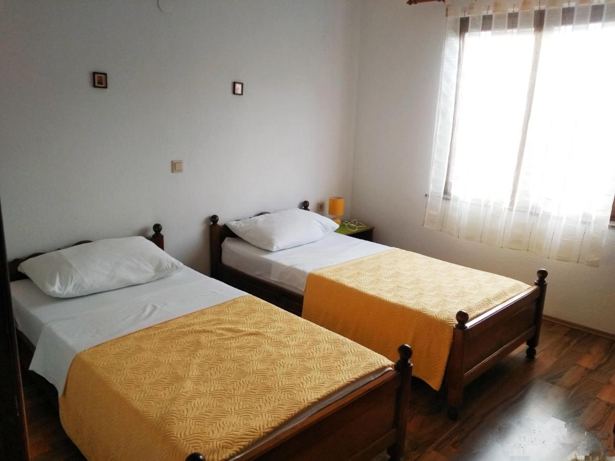 Apartman Darko Cesarica Exteriér fotografie